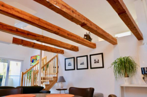  Zwei Ferienwohnungen Anker & Leuchtturm direkt in Steinhude, Wallbox für Elektroauto, Balkon, Free WLAN , Privater Parkplatz,  Штайхуд